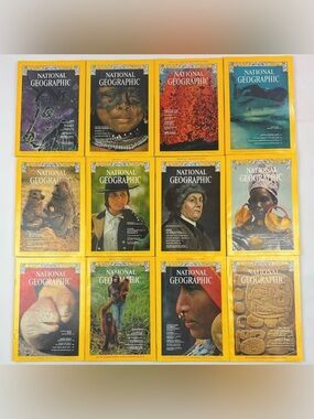 • National Geographic 1975 Full Year Set